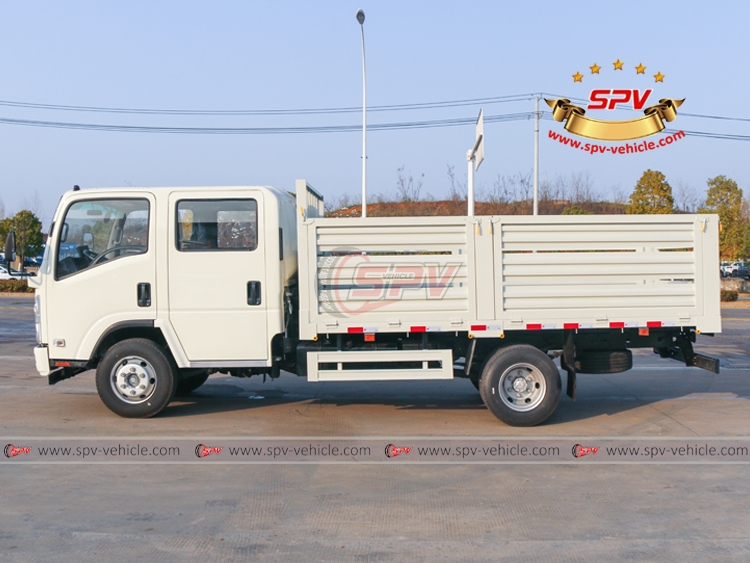 High Stake Cargo Truck ISUZU - L